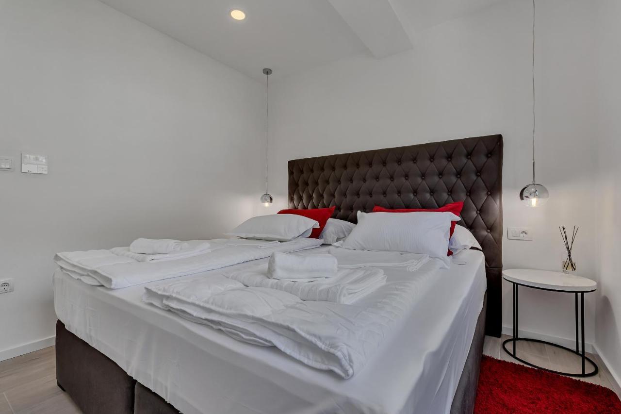 Laurus Makarska Accommodation Exteriör bild