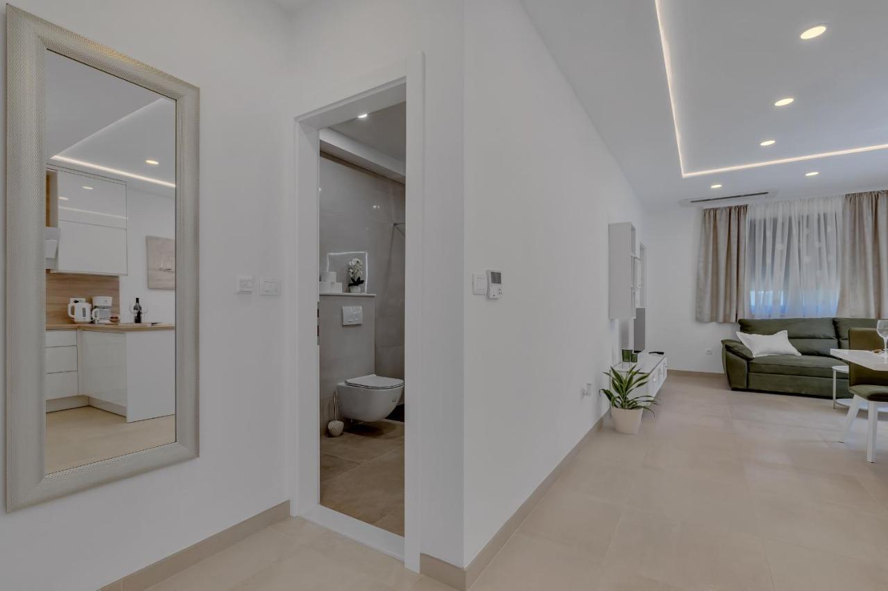 Laurus Makarska Accommodation Exteriör bild